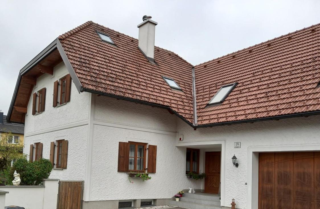 60 M² Ferienapartment Zentrumsnahe Mit Gartenbenutzung Στάιρ Εξωτερικό φωτογραφία